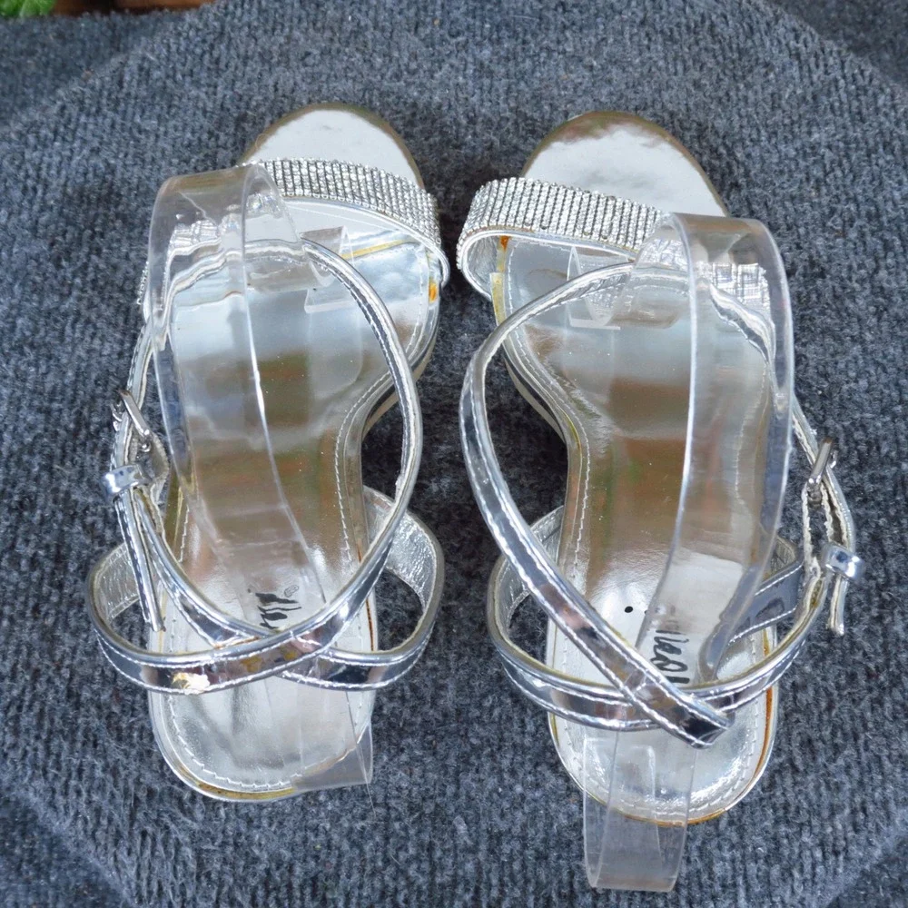 Fioni 176078 Women Strappy Sandal Sz9 Wide Formal Evening Silver Rhinestone Heel